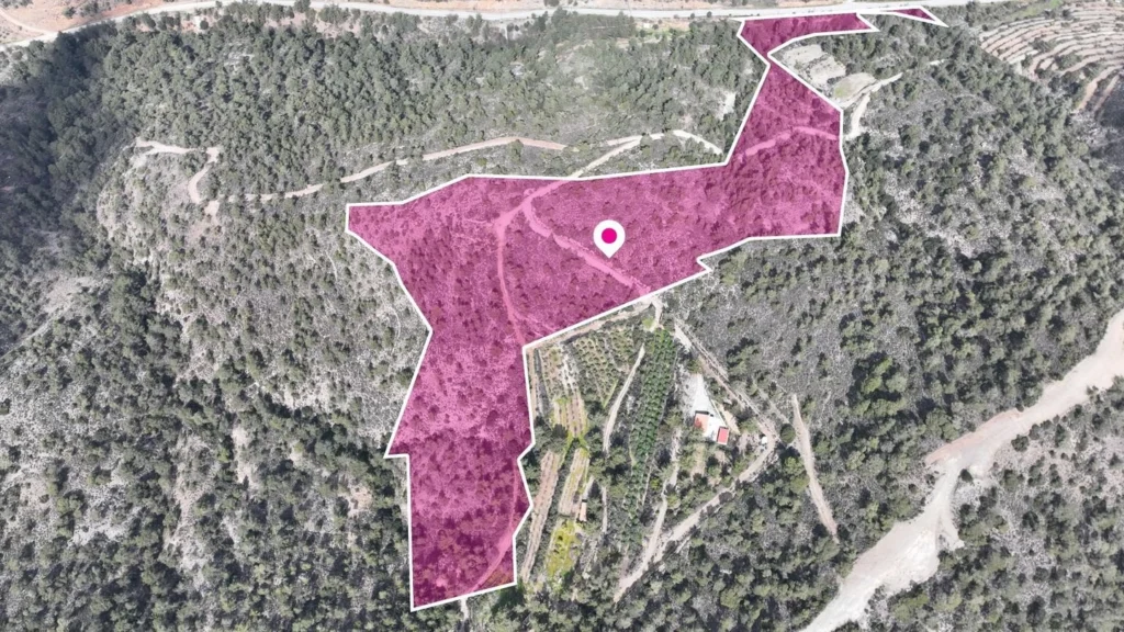 88,660m² Plot for Sale in Louvaras, Limassol District