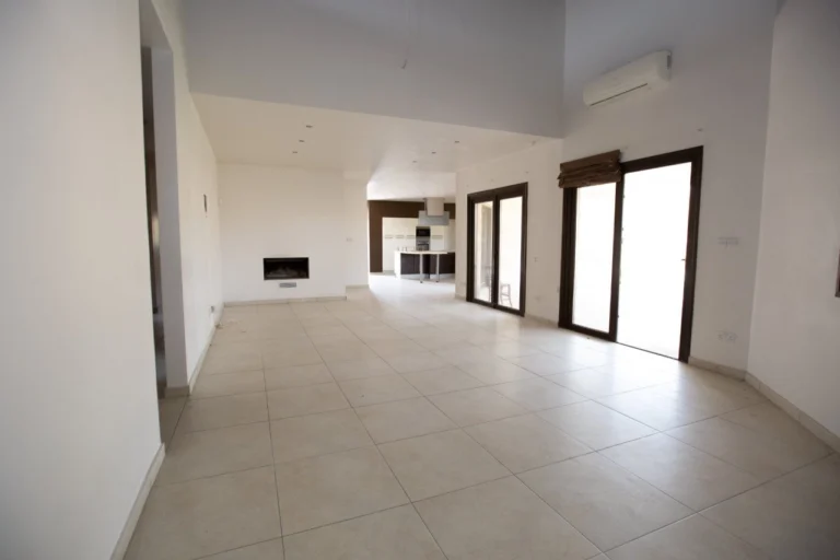 4 Bedroom House for Sale in Maroni, Larnaca District