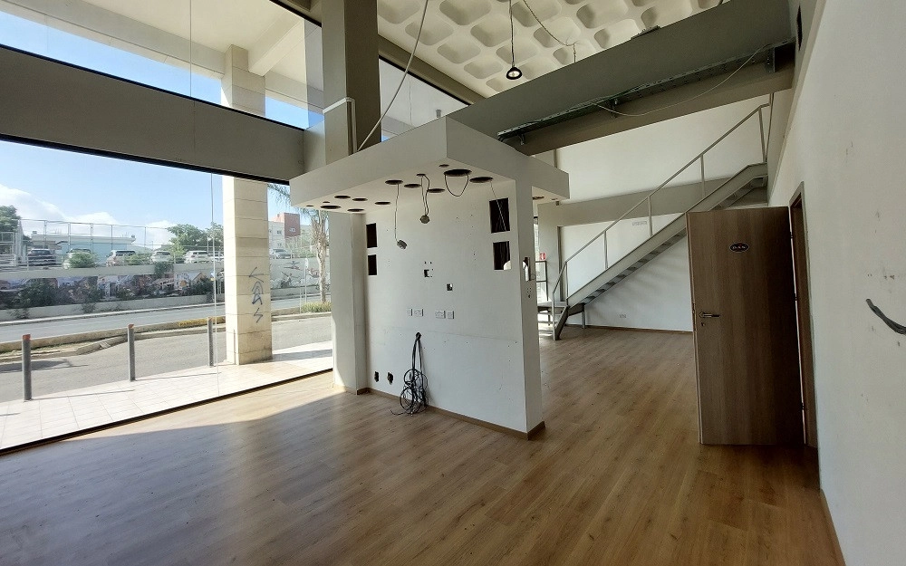 261m² Commercial for Sale in Aglantzia, Nicosia District