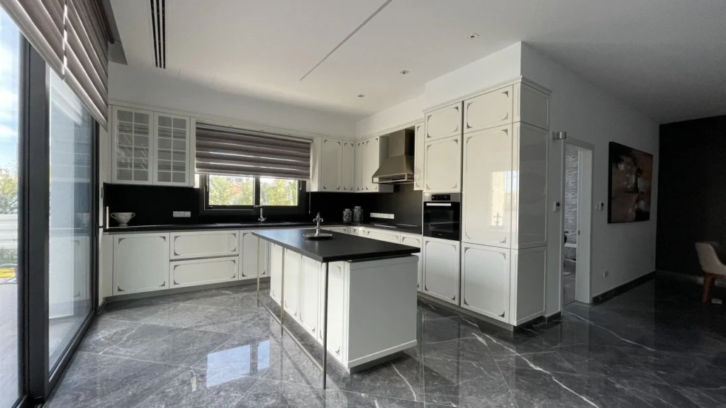 5 Bedroom House for Sale in Limassol District
