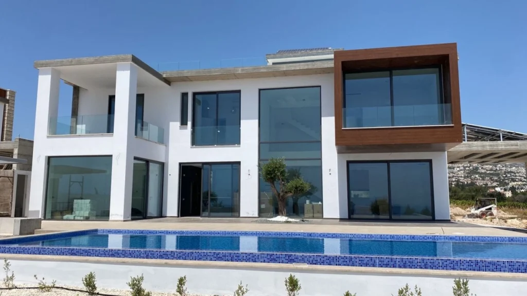 500m² Building for Sale in Paphos District