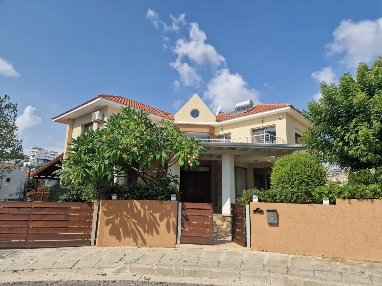 6+ Bedroom House for Sale in Limassol – Panthea