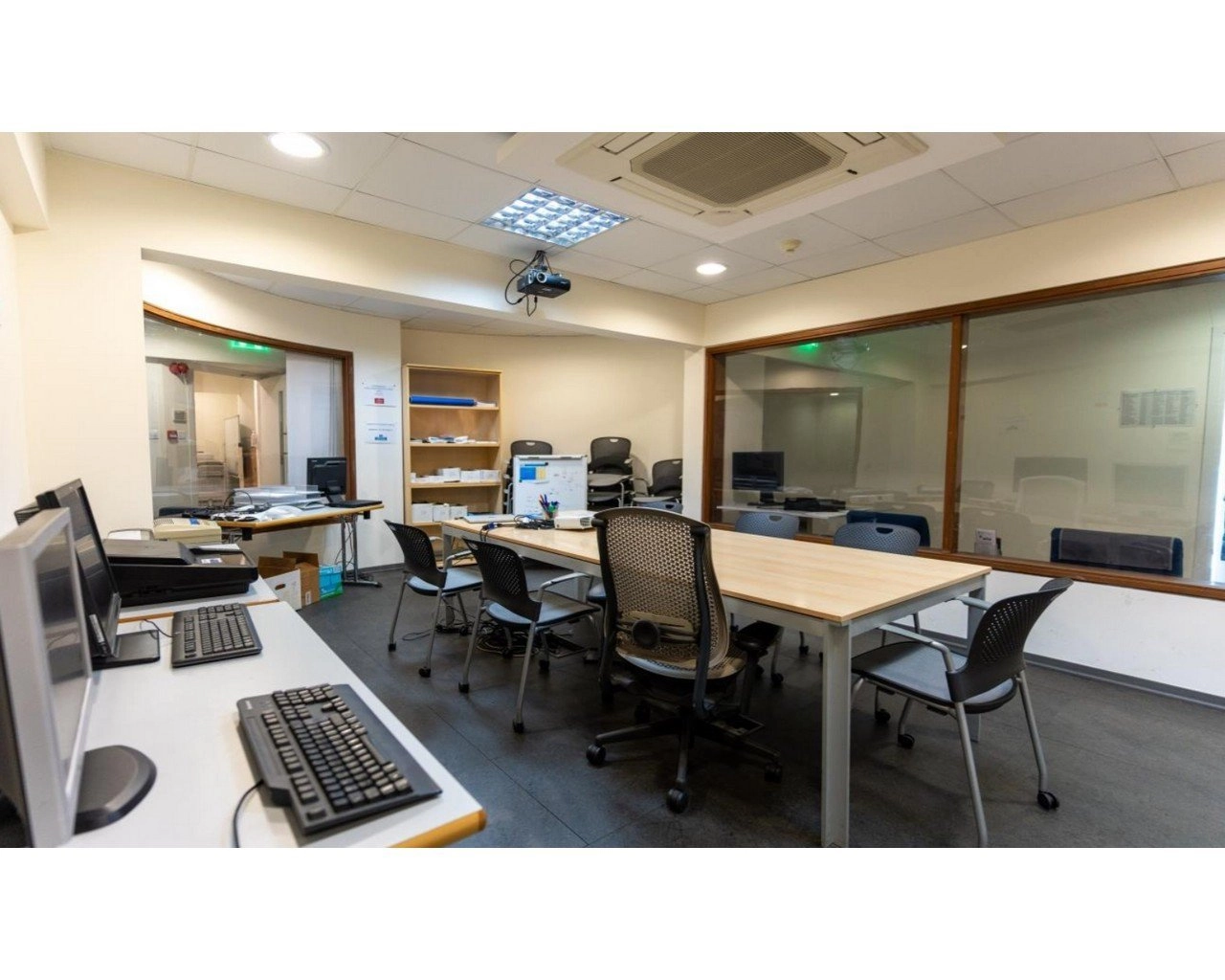 396m² Office for Rent in Limassol – Katholiki