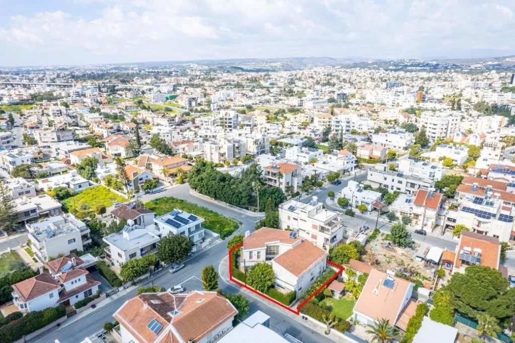 4 Bedroom House for Sale in Limassol – Petrou kai Pavlou