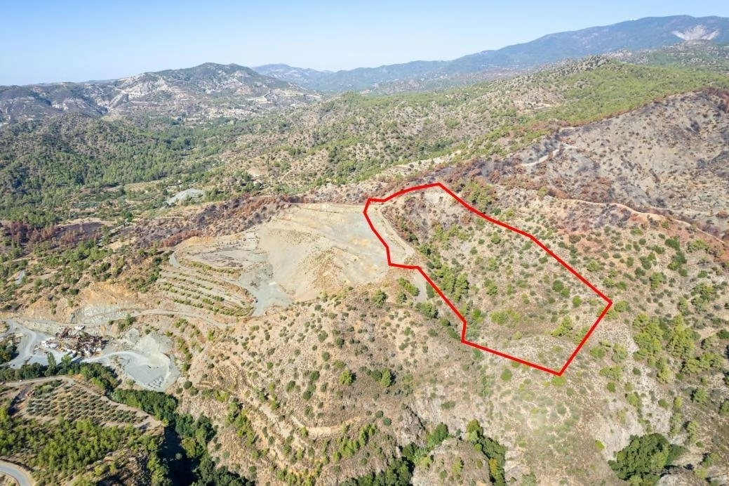 51,671m² Plot for Sale in Pelendri, Limassol District