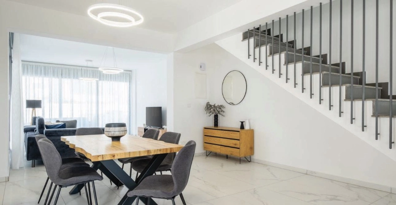 5 Bedroom House for Sale in Oroklini, Larnaca District