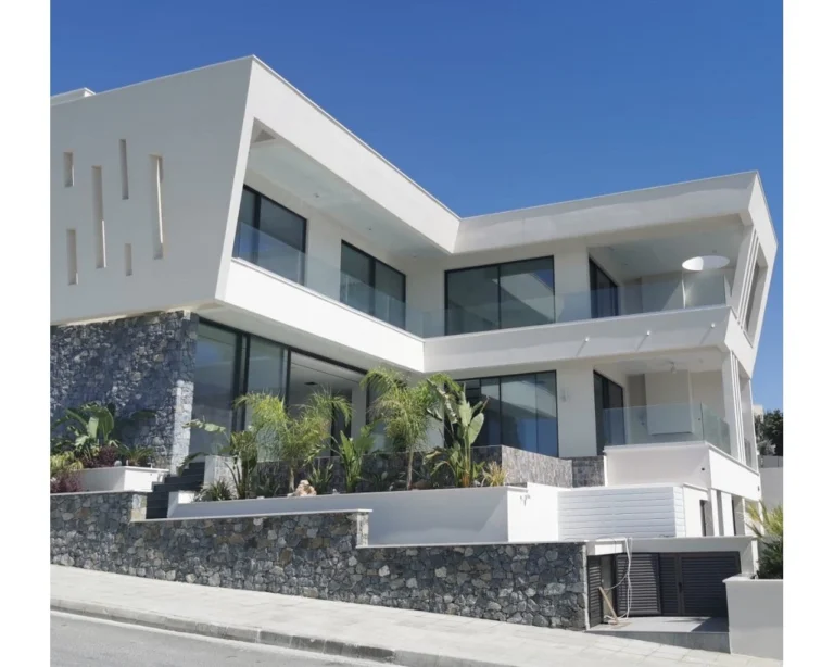 6+ Bedroom House for Sale in Germasogeia, Limassol District