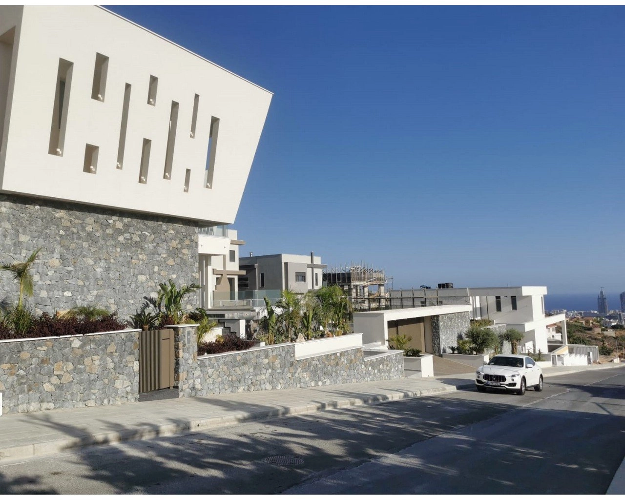 6+ Bedroom House for Sale in Germasogeia, Limassol District