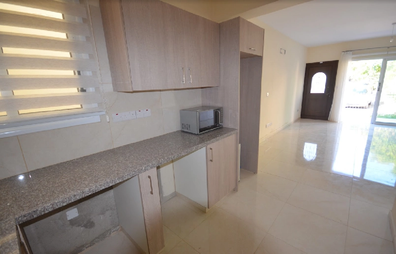 3 Bedroom House for Sale in Tombs Of the Kings, Paphos District
