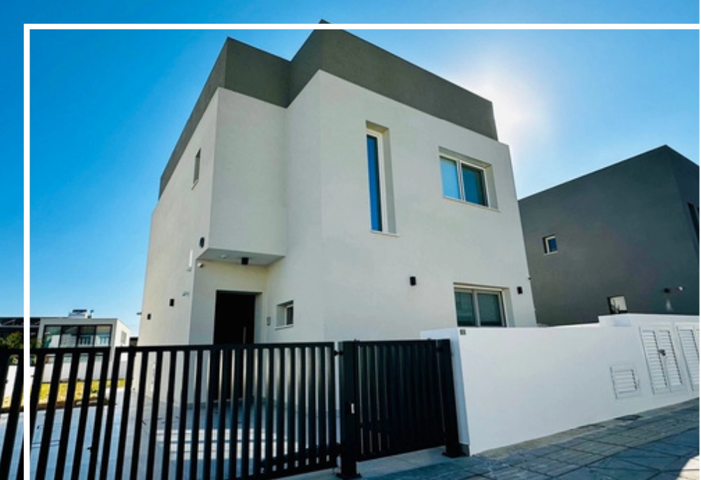 3 Bedroom House for Sale in Parekklisia, Limassol District