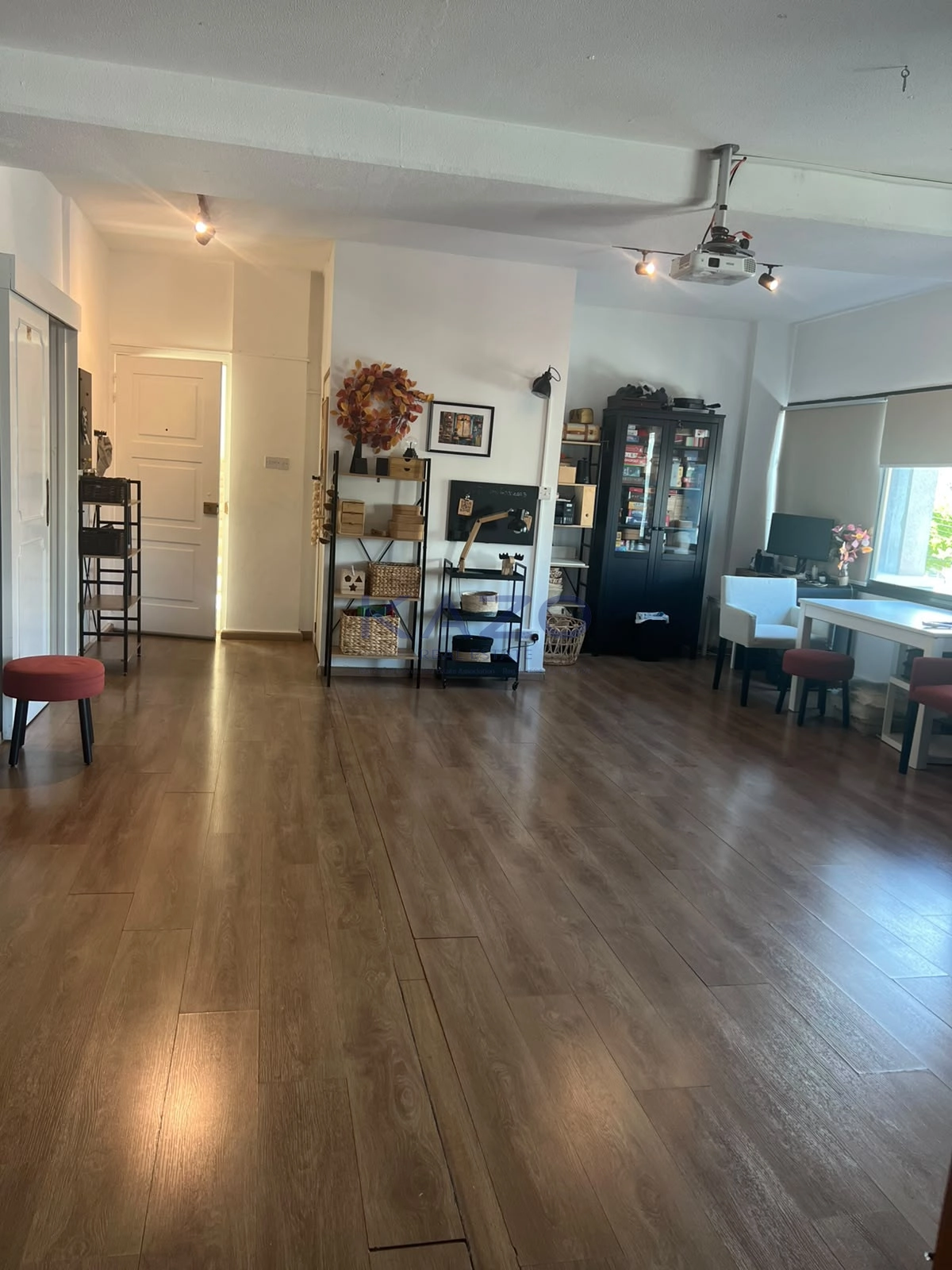 85m² Office for Rent in Limassol District