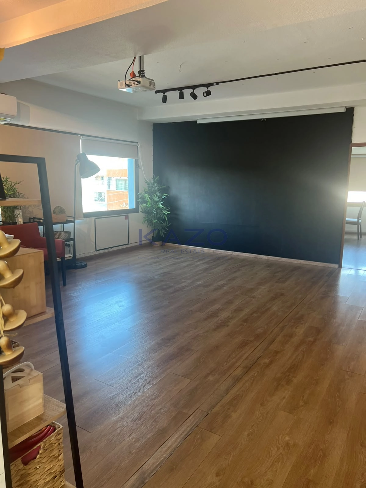 85m² Office for Rent in Limassol District