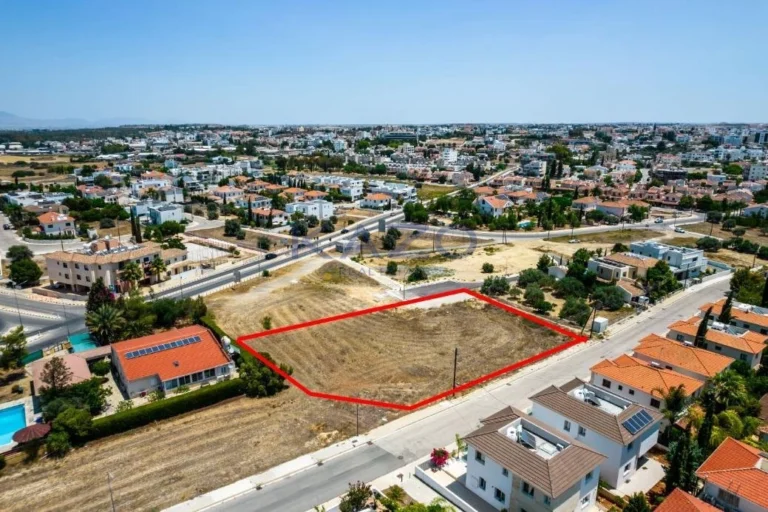 Οικόπεδο 3,243m² προς πώληση στα Λατσιά, Επαρχία Λευκωσίας