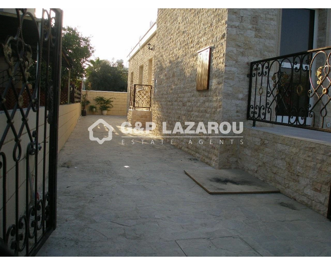 3 Bedroom House for Sale in Nicosia – Agios Ioannis, Limassol District
