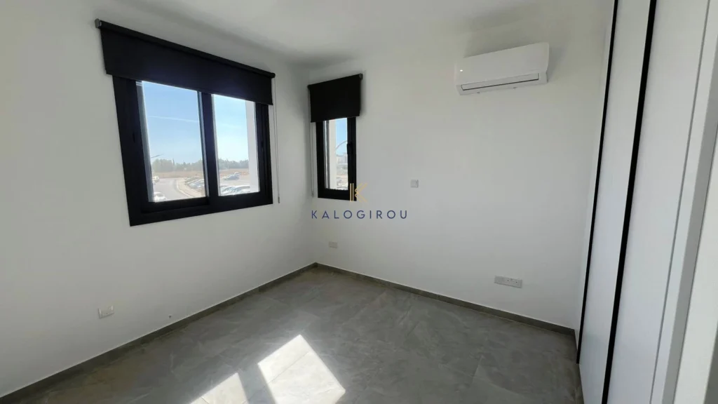 2 Bedroom Apartment for Rent in Dromolaxia, Larnaca District