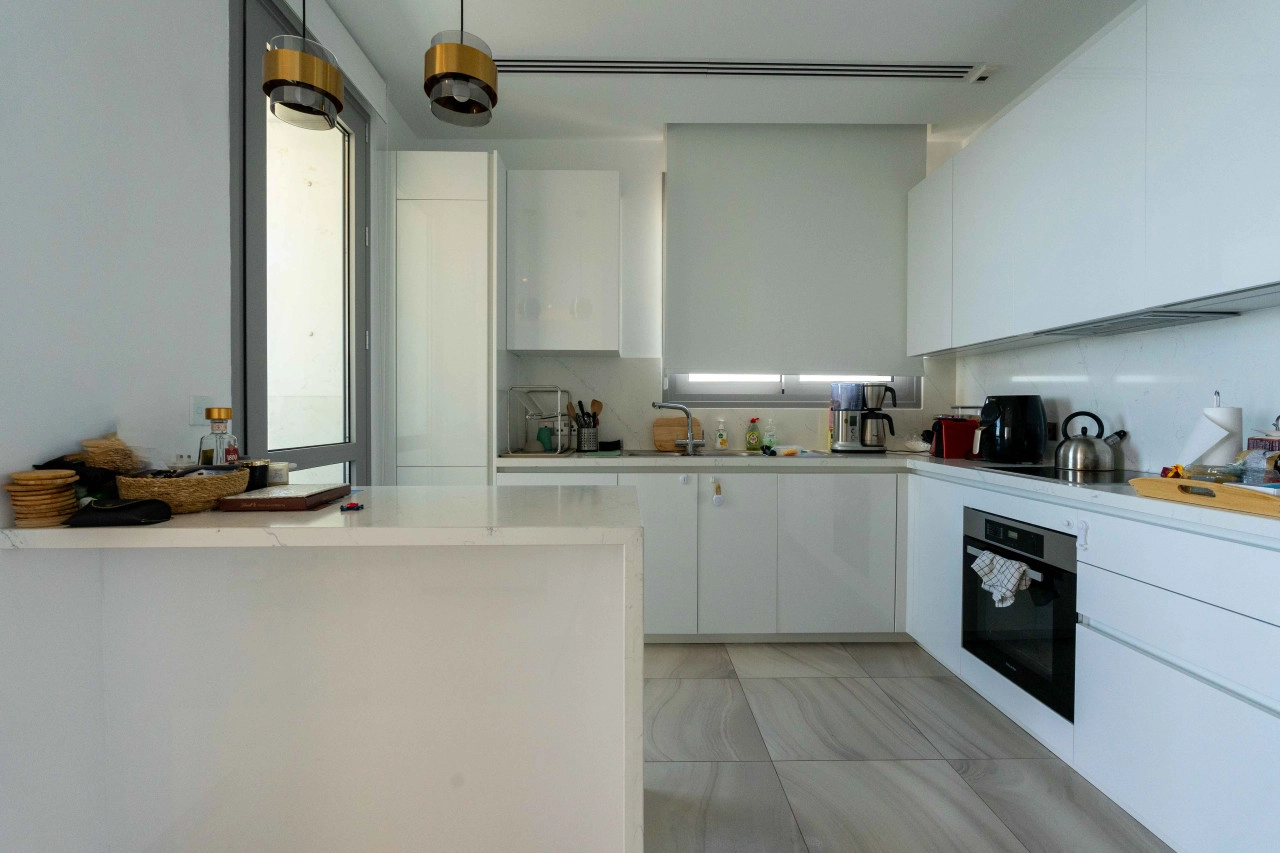 2 Bedroom Apartment for Sale in Agios Tychonas, Limassol District