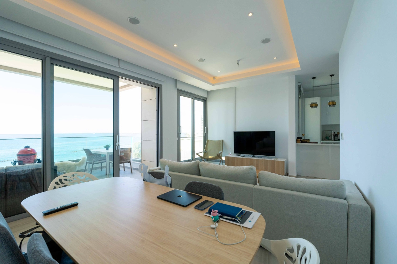 2 Bedroom Apartment for Sale in Agios Tychonas, Limassol District