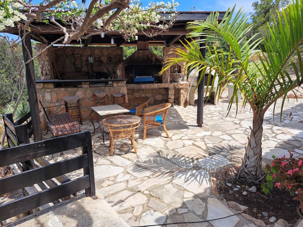 5 Bedroom House for Sale in Pegeia, Paphos District