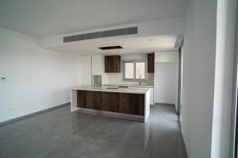 3 Bedroom Apartment for Sale in Strovolos, Nicosia District