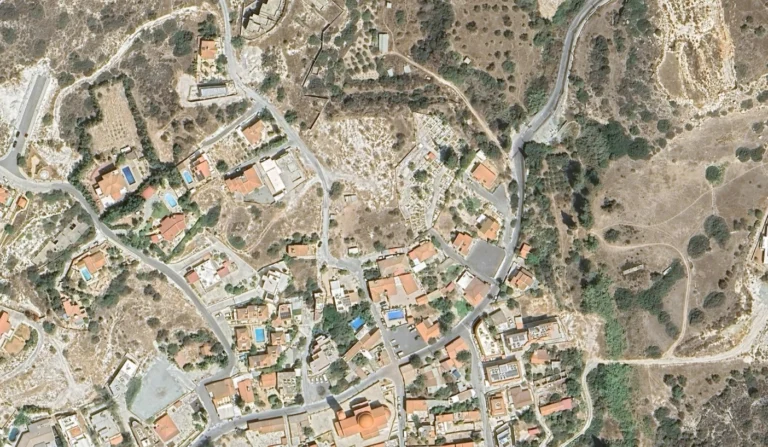 3,825m² Plot for Sale in Agios Tychonas, Limassol District
