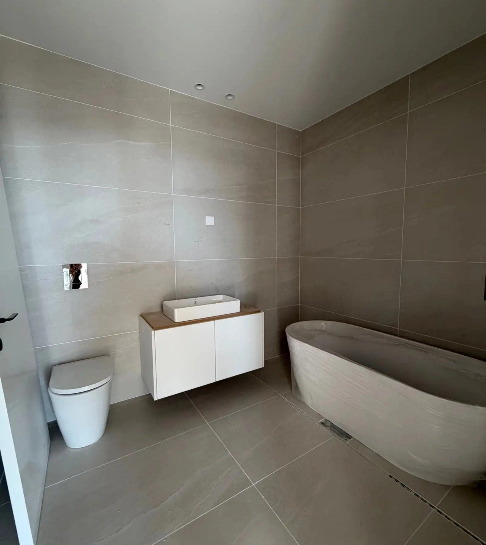 3 Bedroom Apartment for Sale in Limassol – Agios Athanasios