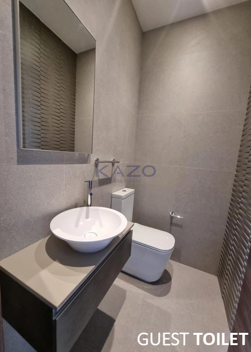 4 Bedroom Apartment for Rent in Limassol District