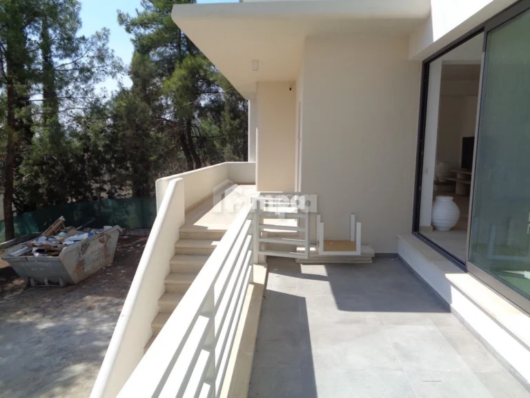 Cheap Houses and Villas for Sale Nicosia up to 600000 euro