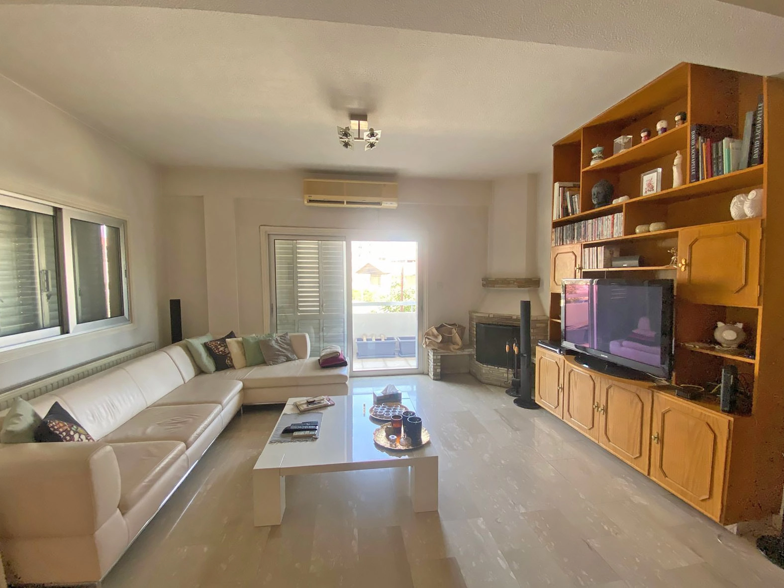 4 Bedroom Apartment for Sale