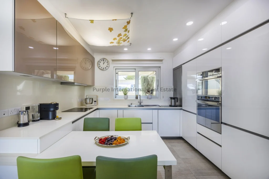 400m² House for Sale in Famagusta District
