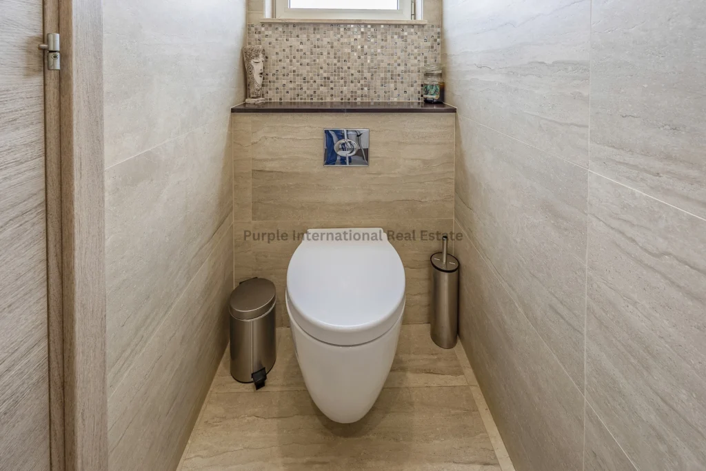 400m² House for Sale in Famagusta District