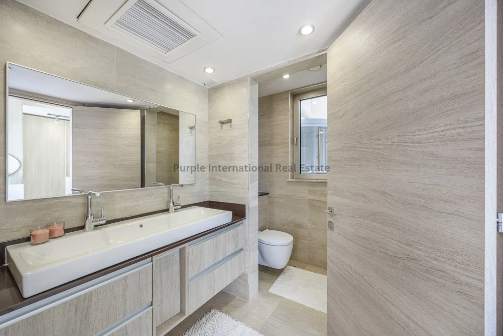 400m² House for Sale in Famagusta District