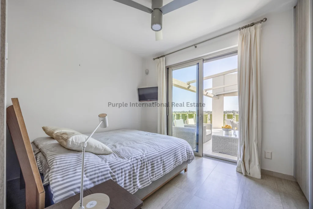 400m² House for Sale in Famagusta District