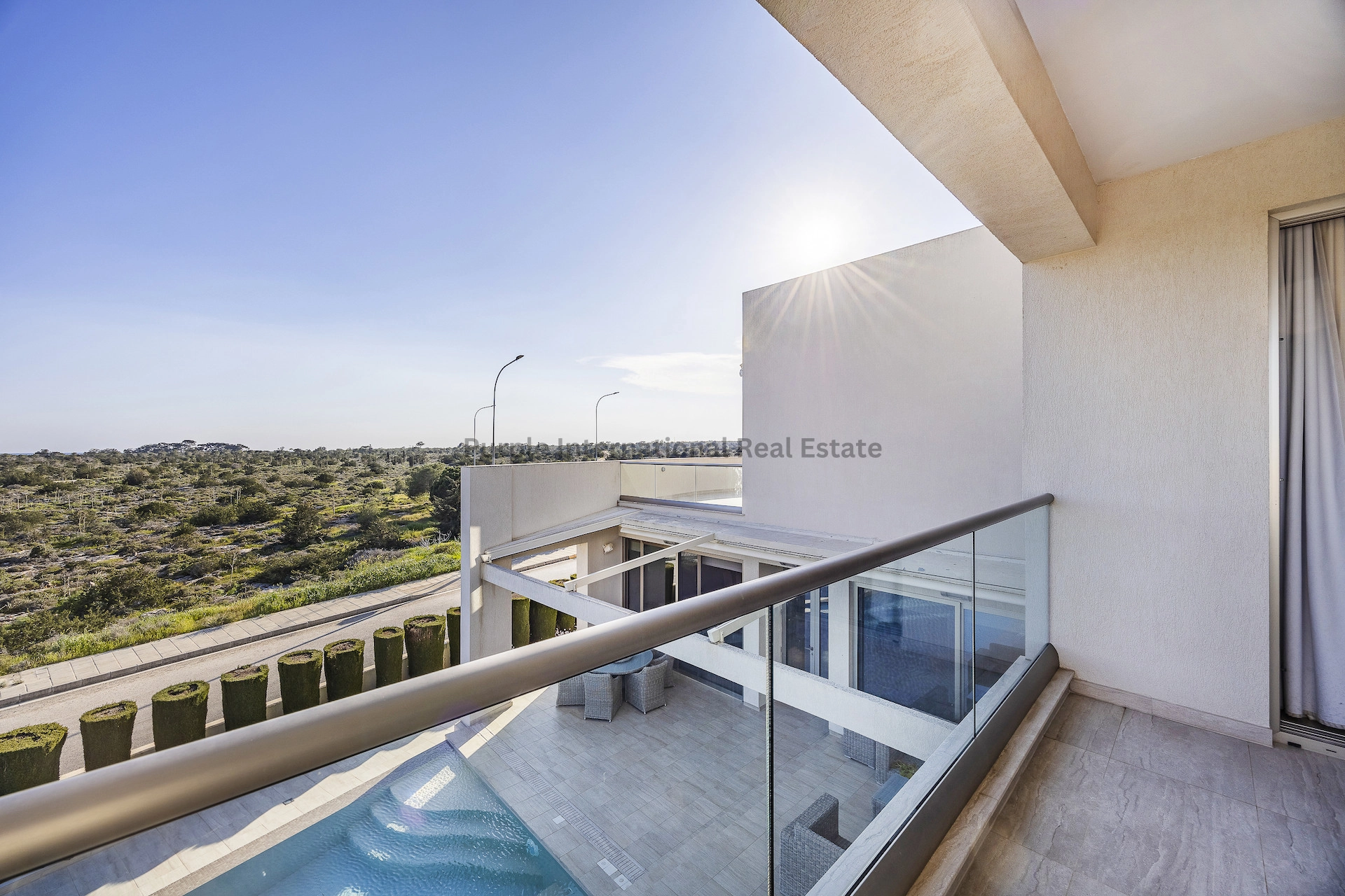 400m² House for Sale in Famagusta District