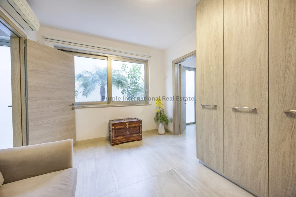 400m² House for Sale in Famagusta District