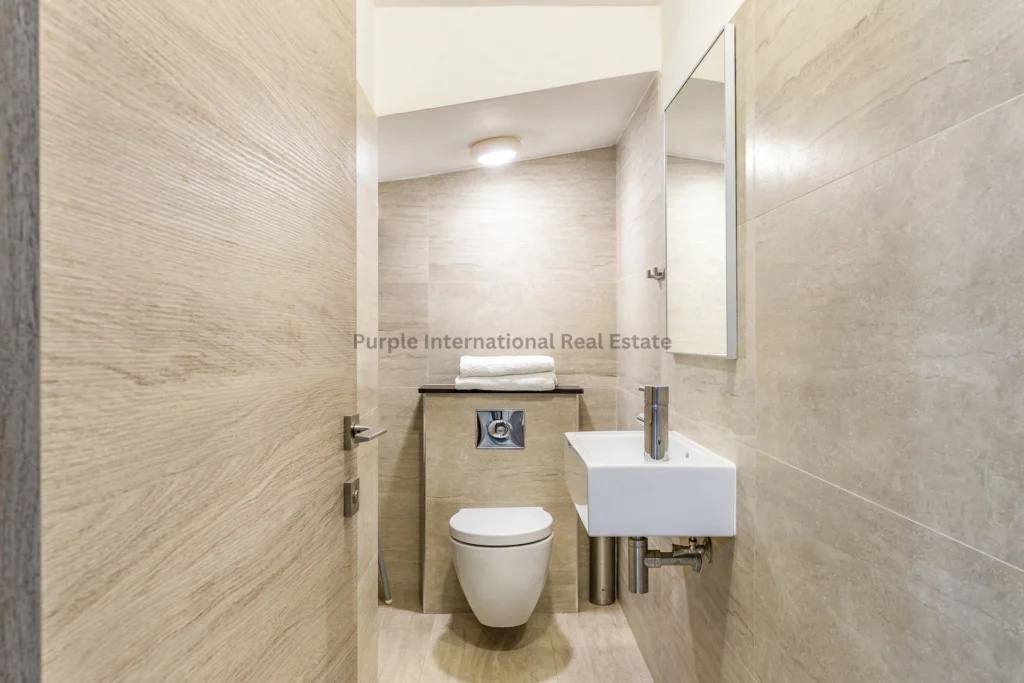 400m² House for Sale in Famagusta District