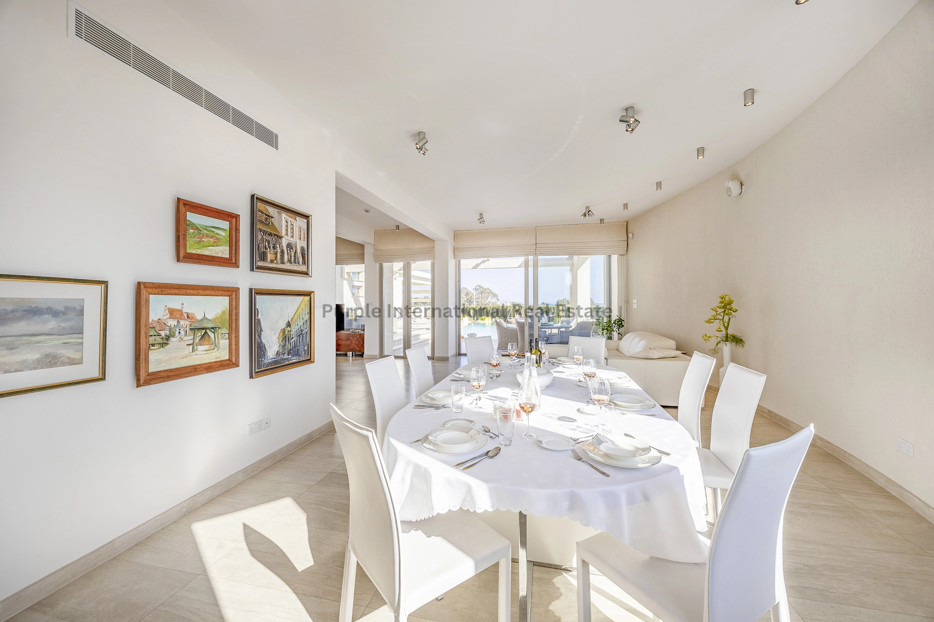 400m² House for Sale in Famagusta District