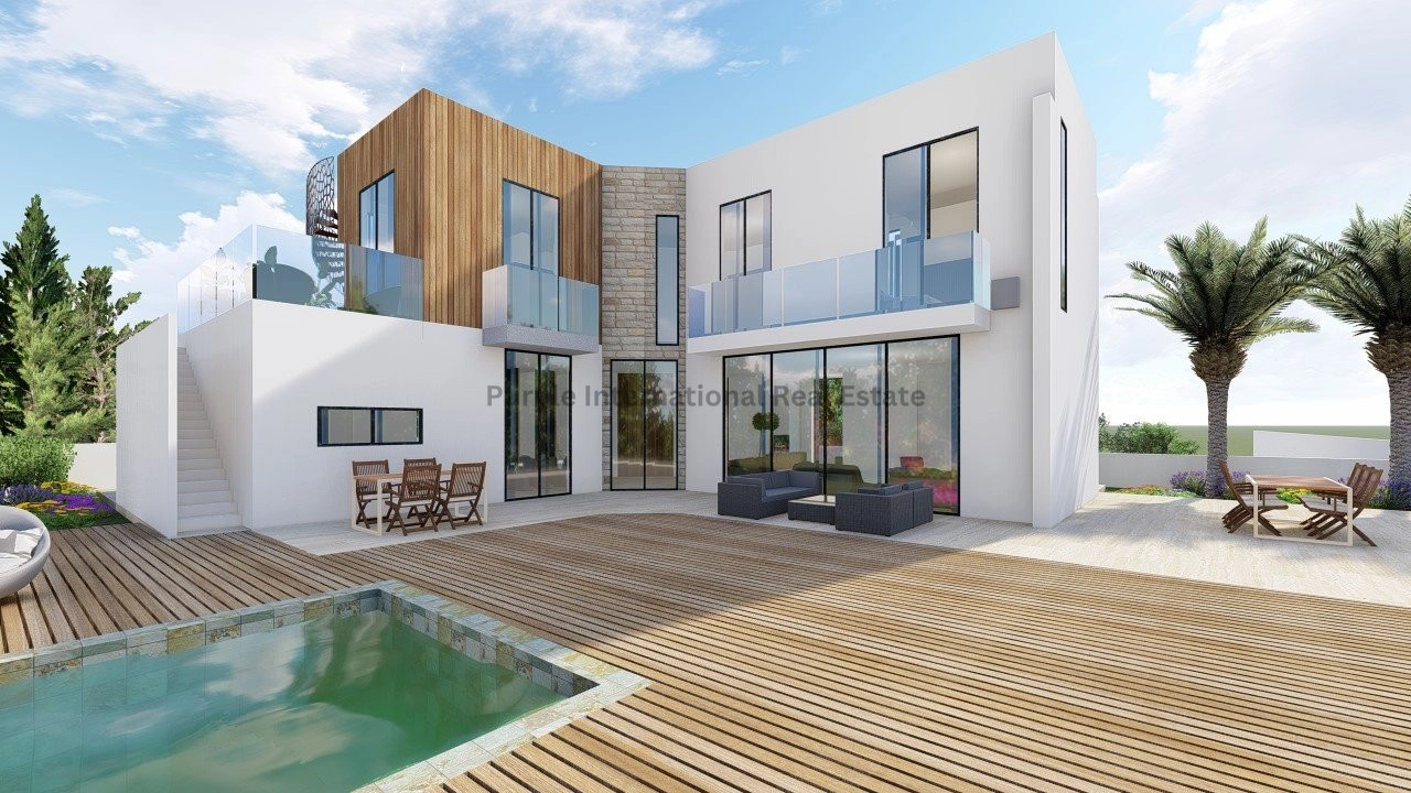 4 Bedroom House for Sale in Sea Caves, Paphos District