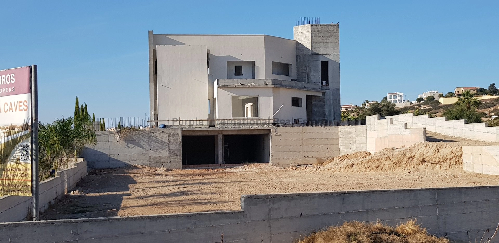4 Bedroom House for Sale in Sea Caves, Paphos District