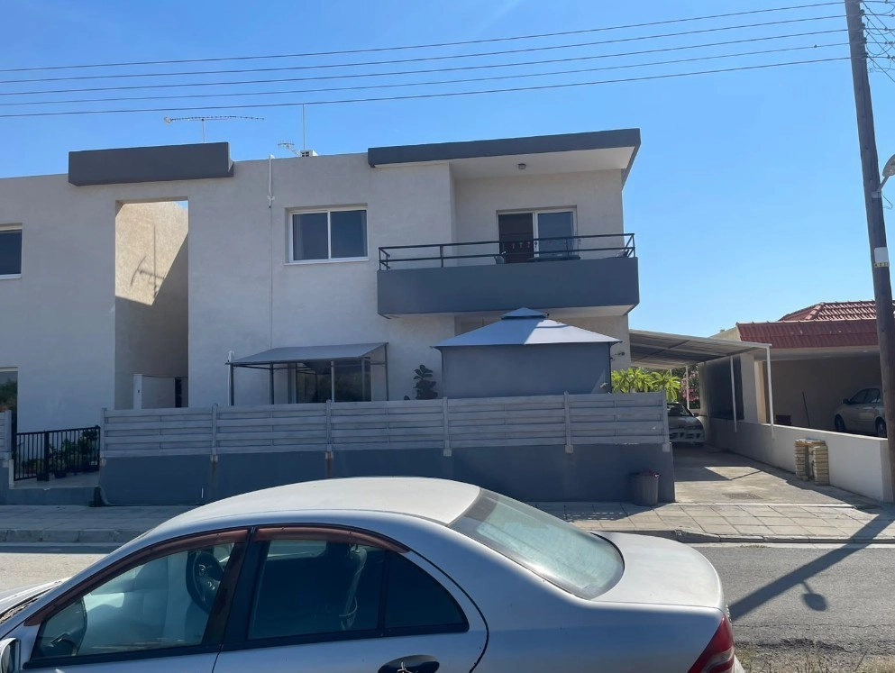 546m² Building for Sale in Kolossi, Limassol District