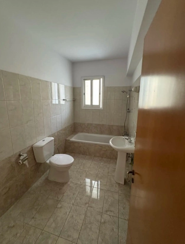 568m² Building for Sale in Kolossi, Limassol District