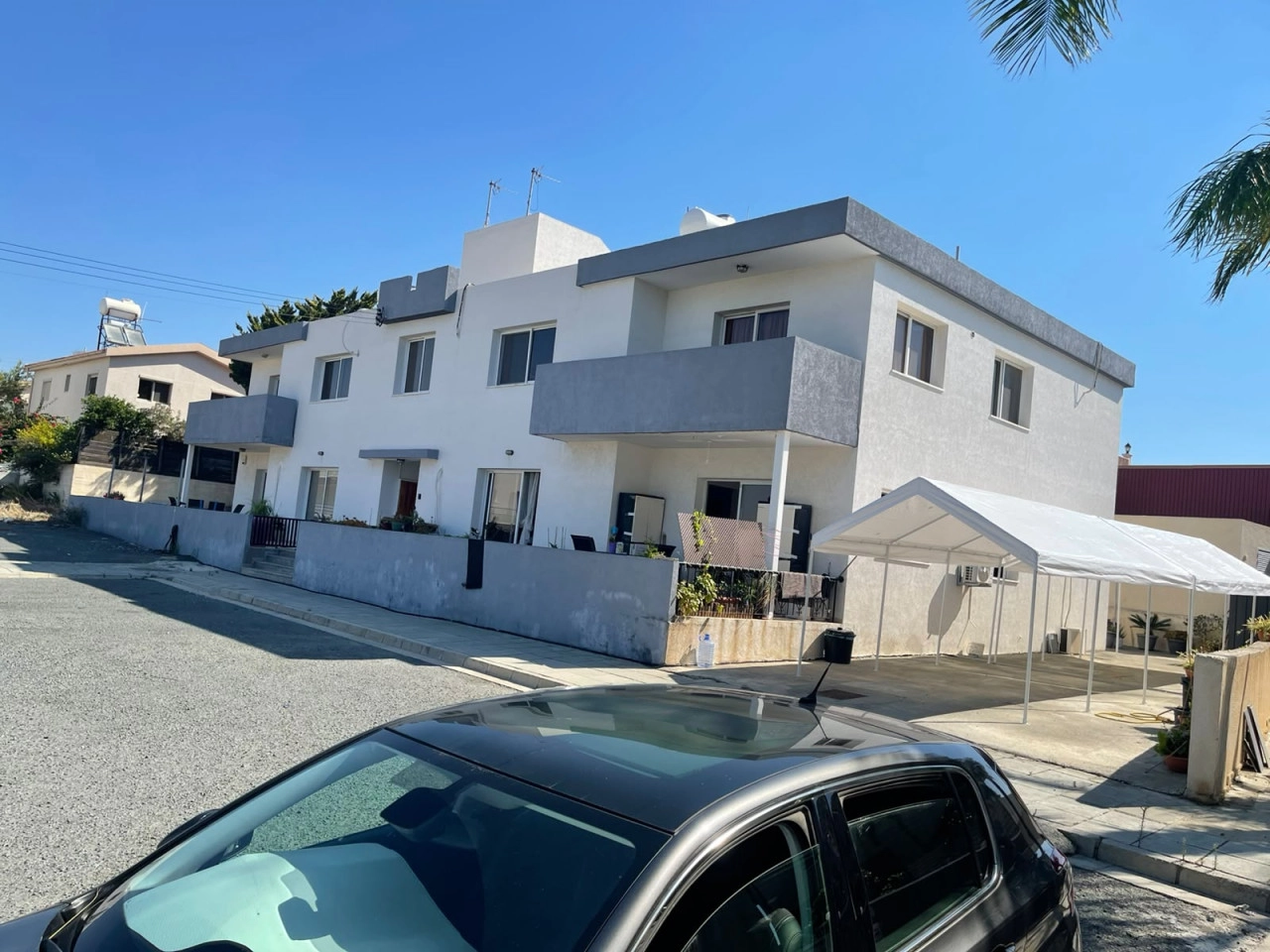 568m² Building for Sale in Kolossi, Limassol District