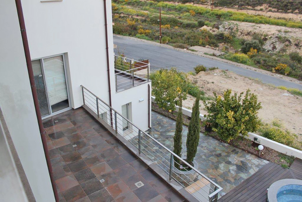 3 Bedroom House for Sale in Palodeia, Limassol District