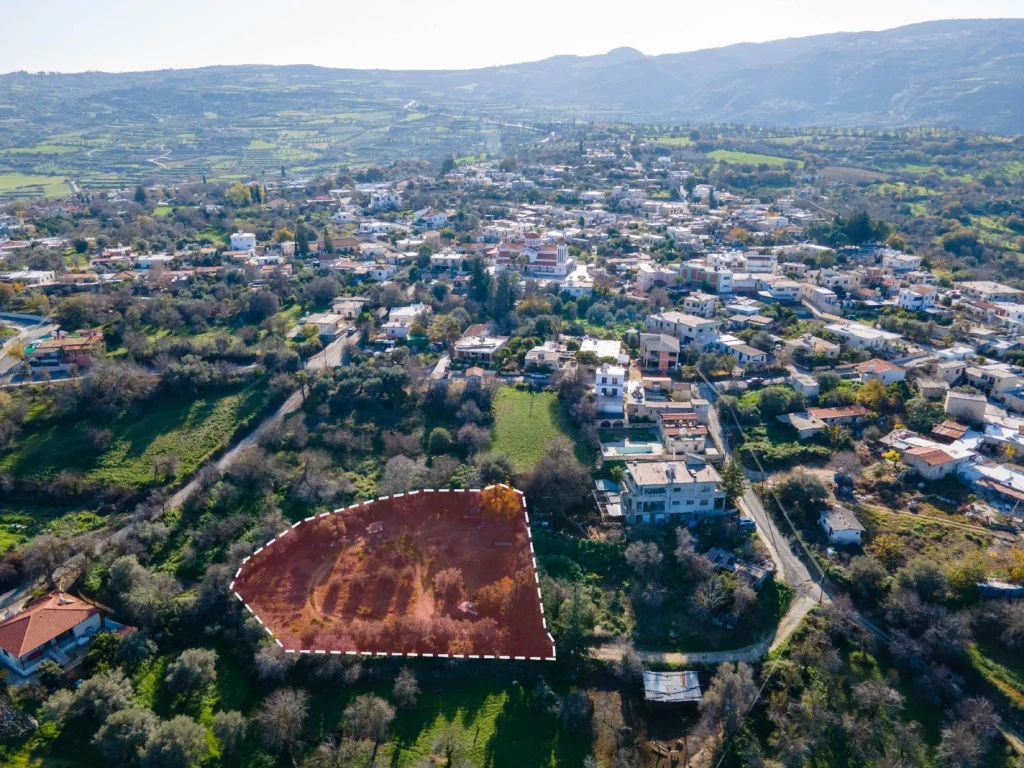 2,432m² Plot for Sale in Giolou, Paphos District