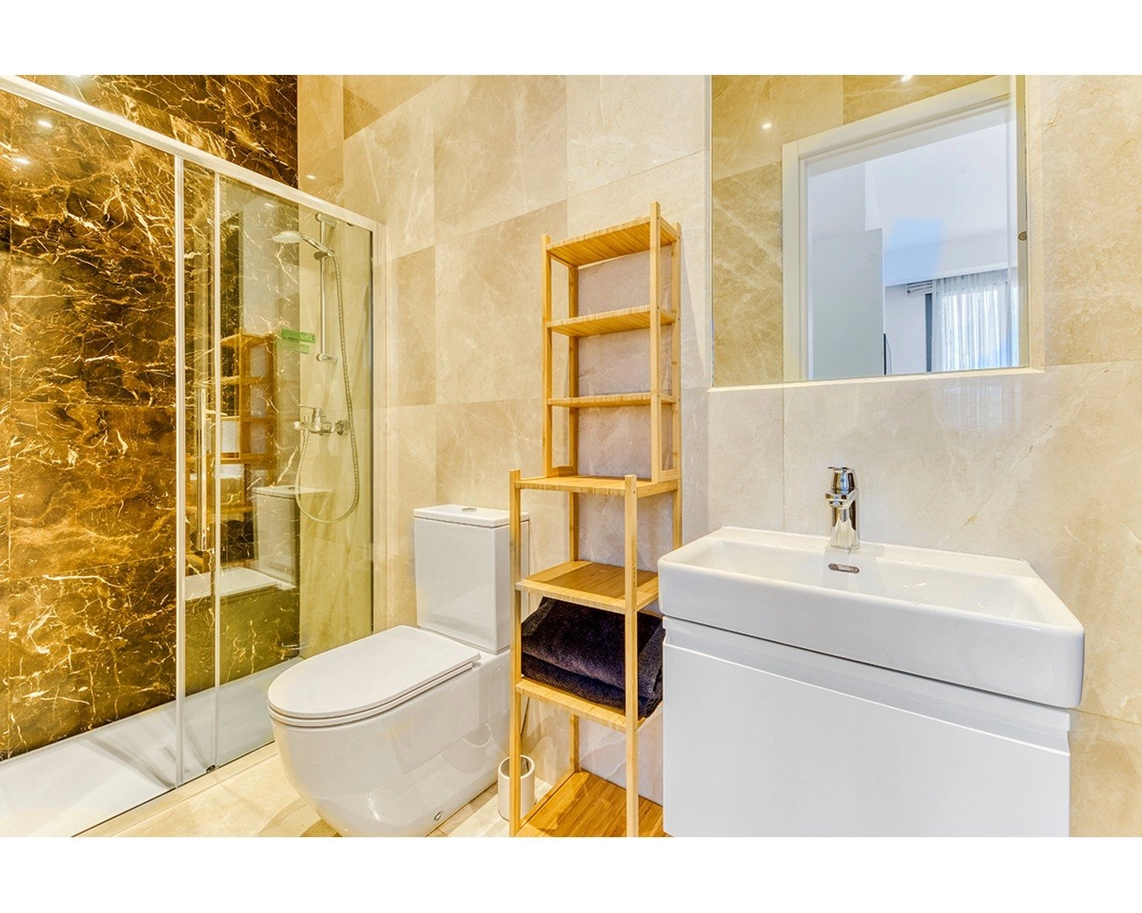 3 Bedroom Apartment for Rent in Potamos Germasogeias, Limassol District
