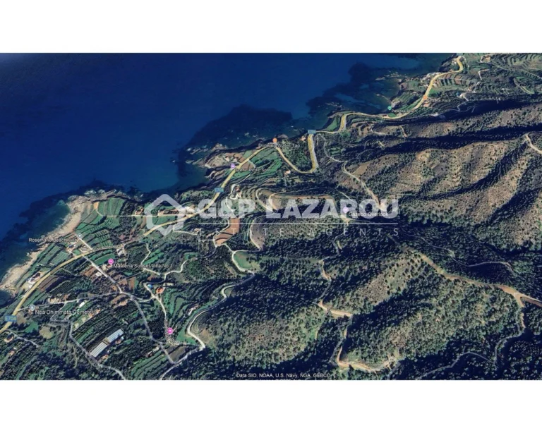 1,925m² Plot for Sale in Pomos, Paphos District