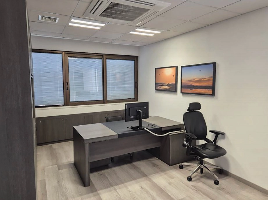 184m² Office for Sale in Nicosia District
