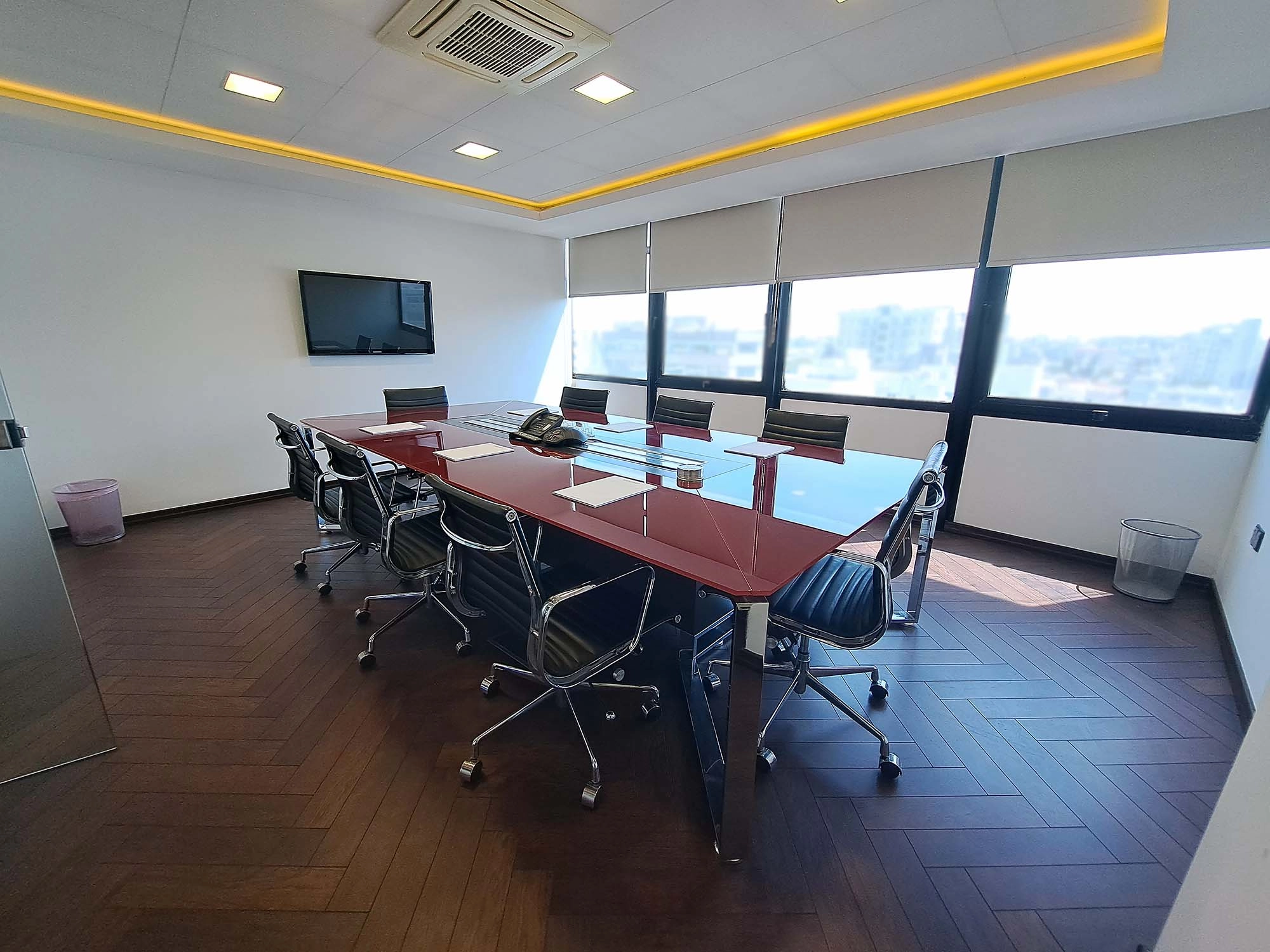 372m² Office for Sale