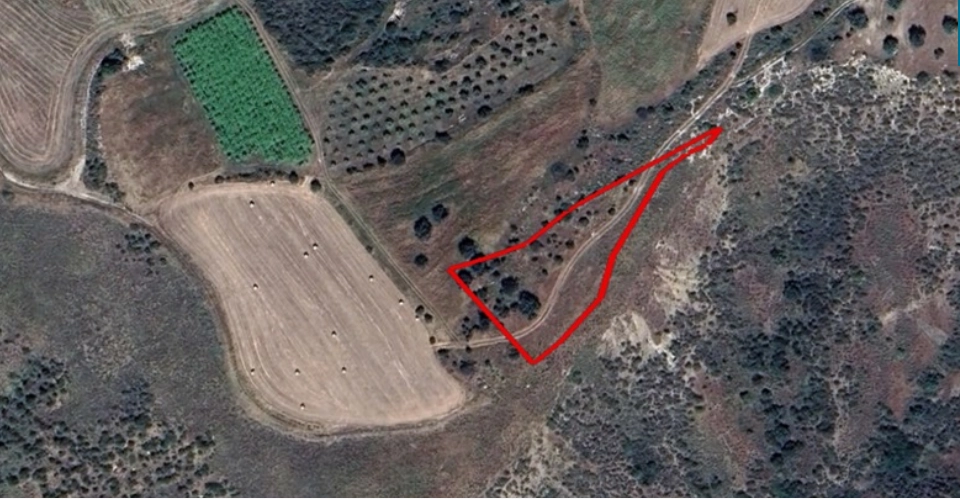 3,017m² Plot for Sale in Pelathousa, Paphos District