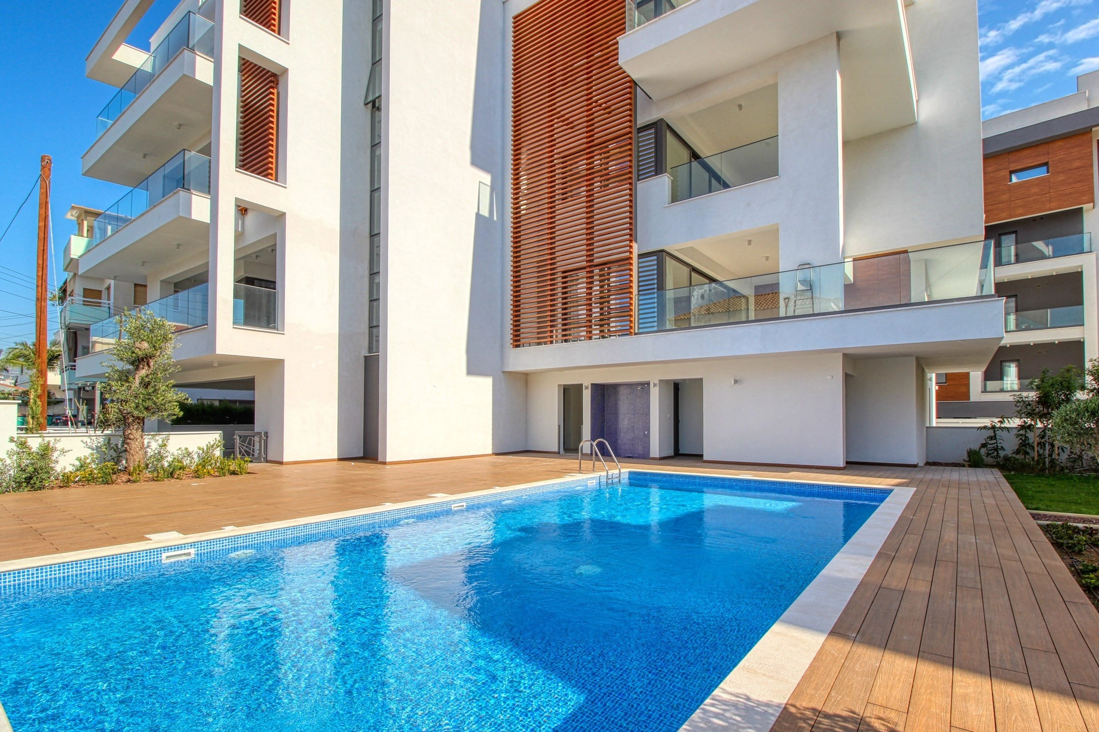 3 Bedroom Apartment for Rent in Potamos Germasogeias, Limassol District