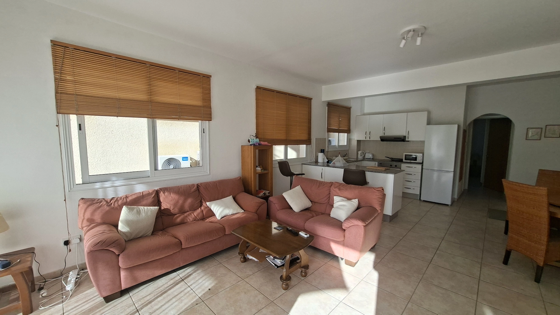 2 Bedroom Apartment for Rent in Paphos – Universal